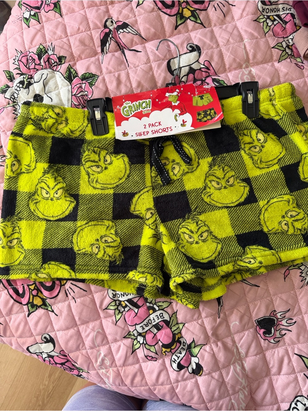The Grinch Women's green & Black Plaid Sleep Shorts